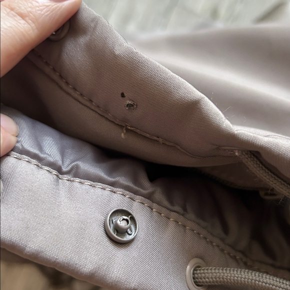Beyond Yoga convertible gym bag birch
